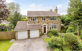 4-Bed House In Wetherby Sleeps 8 Near York